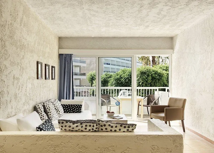 The By Esperia 4* Rhodes City