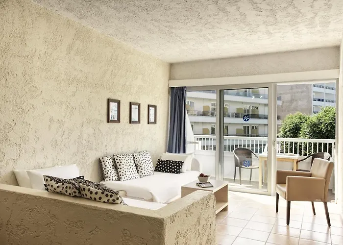 The By Esperia 4* Rhodes City