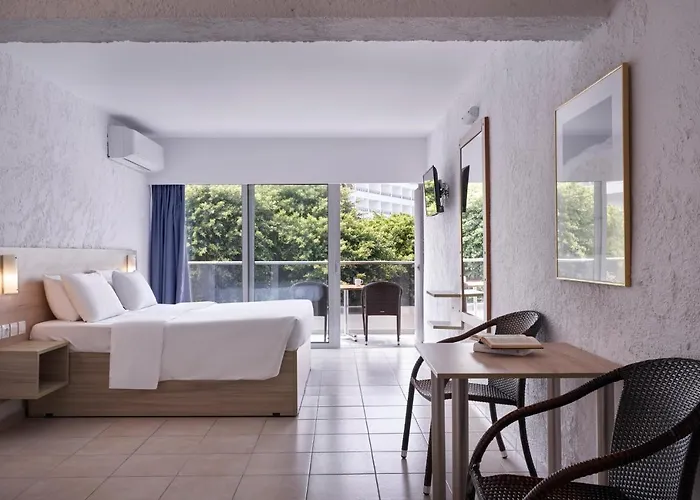 The By Esperia Apart Otel 4*